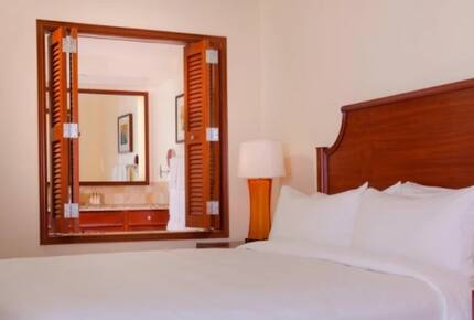 Marriott's Ko Olina Beach Club - One-Bedroom Residence - Kapolei, Oahu, Hawaii