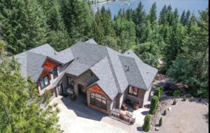 Home Exchange in British Columbia with views of Lake Mara