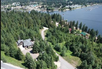 Home Exchange in British Columbia lake views