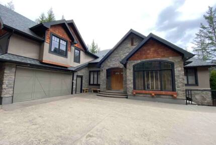 Home Exchange in British Columbia lodge with 6 bedrooms