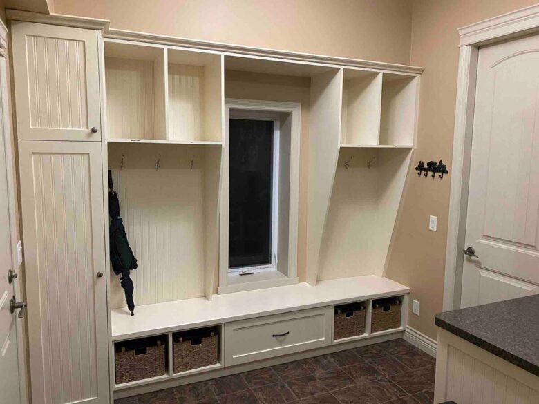 Home Exchange in British Columbia mudrooms space