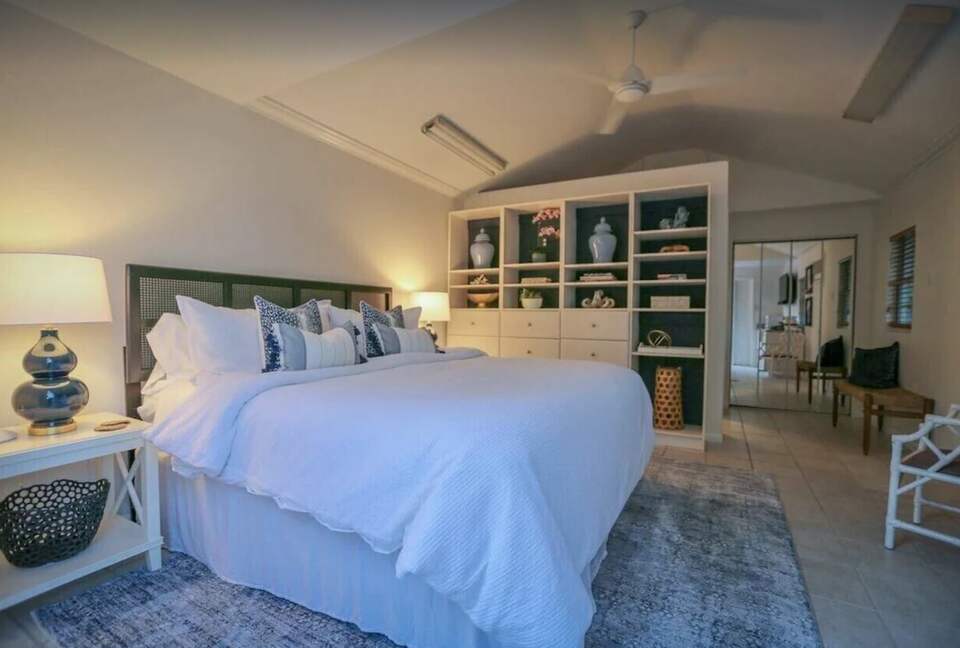 Home Exchange in Indian Shores, FL stunning design and bedroom space