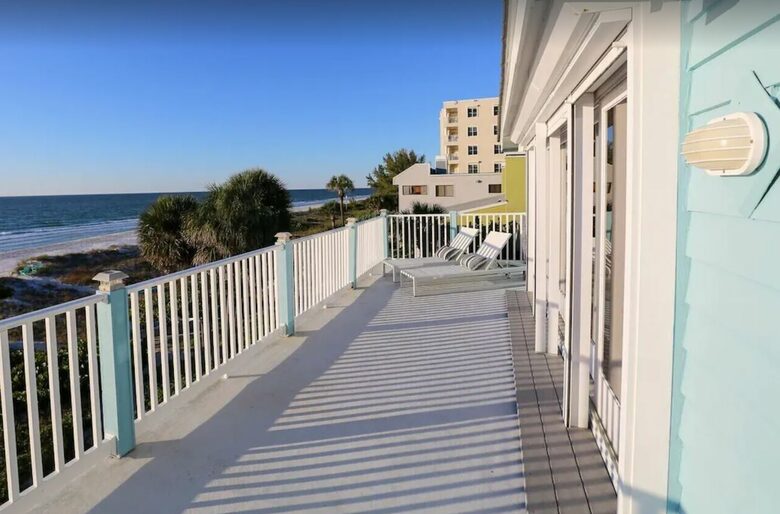 Home Exchange in Indian Shores, FL balcony