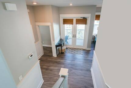 Home Exchange in Santa Rosa Beach, FL, front foyer