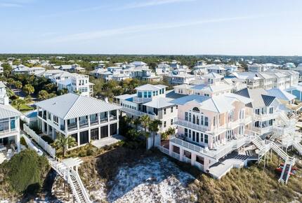 Home Exchange in Santa Rosa Beach, FL, middle home with viewing
