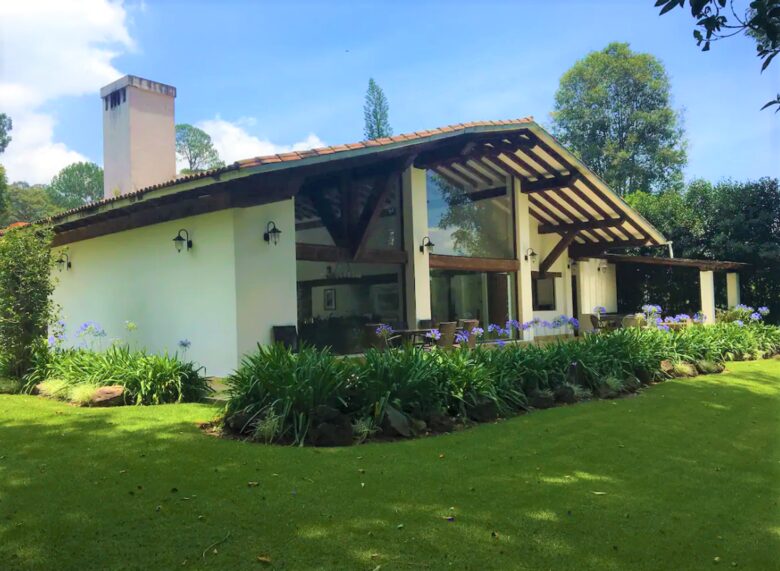 Lovely Home Avandaro Country Club - Valle de Bravo, Mexico