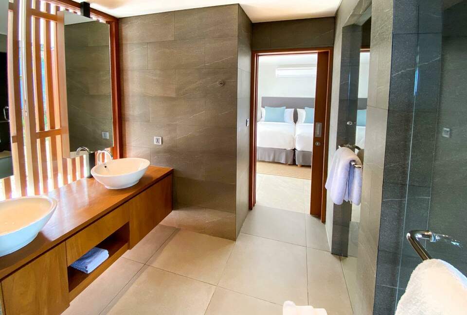 Jack & Jill Bathroom