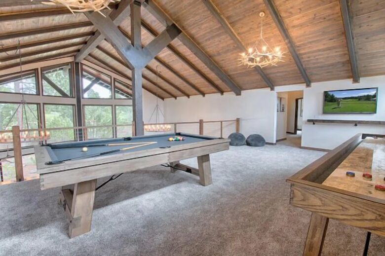 Retreat at Whispering Pines Luxe Cabin - Show Low, Arizona