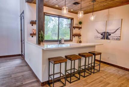 Retreat at Whispering Pines Luxe Cabin - Show Low, Arizona