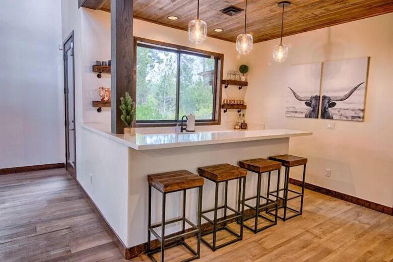 Retreat at Whispering Pines Luxe Cabin - Show Low, Arizona