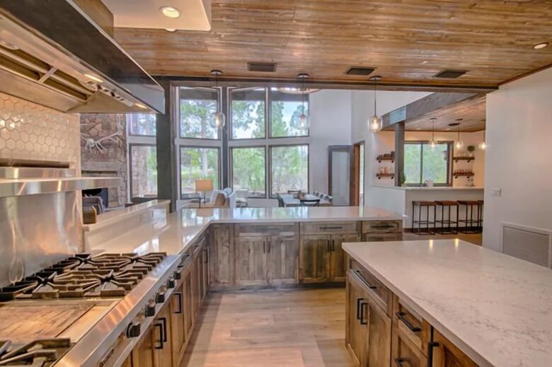 Retreat at Whispering Pines Luxe Cabin - Show Low, Arizona