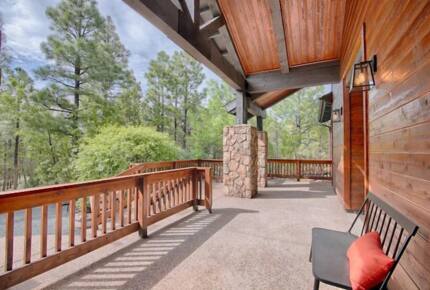 Retreat at Whispering Pines Luxe Cabin - Show Low, Arizona