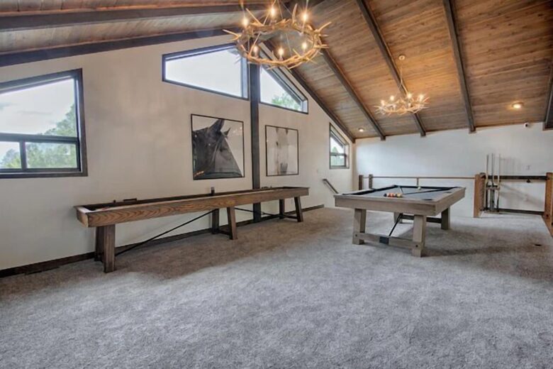 Retreat at Whispering Pines Luxe Cabin - Show Low, Arizona