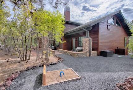 Retreat at Whispering Pines Luxe Cabin - Show Low, Arizona