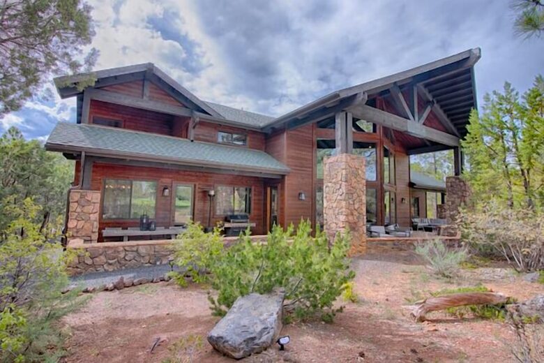 Retreat at Whispering Pines Luxe Cabin - Show Low, Arizona