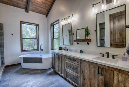 Retreat at Whispering Pines Luxe Cabin - Show Low, Arizona