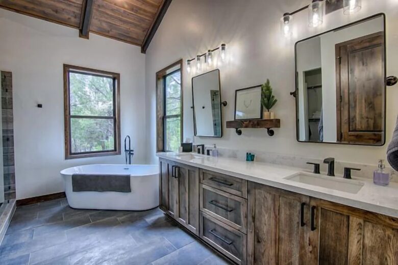 Retreat at Whispering Pines Luxe Cabin - Show Low, Arizona