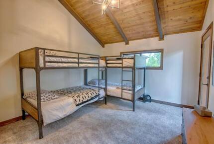 Retreat at Whispering Pines Luxe Cabin - Show Low, Arizona