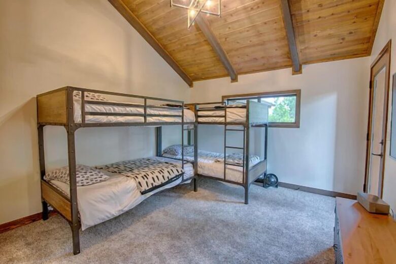 Retreat at Whispering Pines Luxe Cabin - Show Low, Arizona