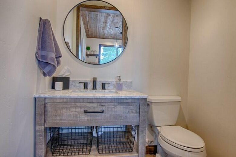 Retreat at Whispering Pines Luxe Cabin - Show Low, Arizona