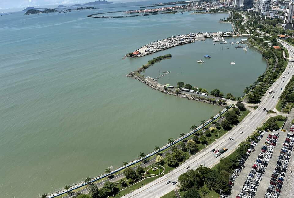 Yoo Panama 27A - Panama City, Panama