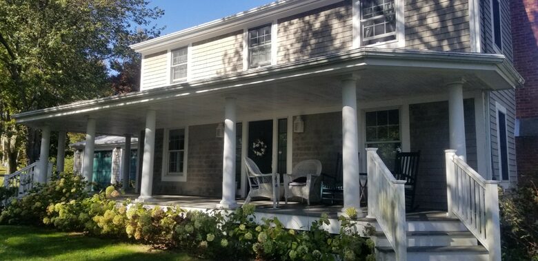 Home Exchange in Jamestown, RI, charming cottage with water views