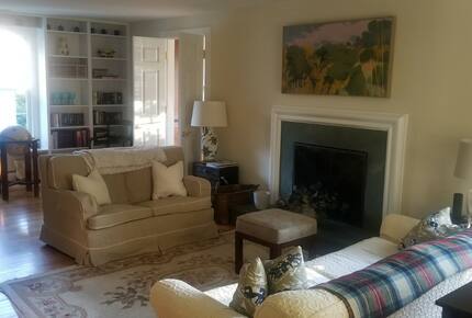 Home Exchange in Jamestown, RI, charming living room