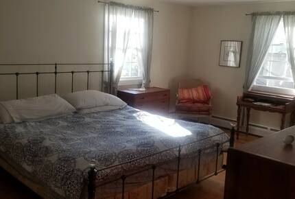 Home Exchange in Jamestown, RI, master bedroom charm