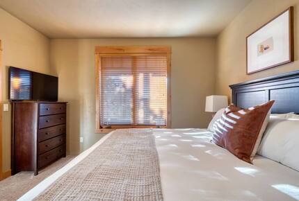 Modern Mountain Cabin at Brasada Ranch - Powell Butte, Oregon