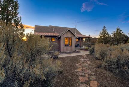 Modern Mountain Cabin at Brasada Ranch - Powell Butte, Oregon