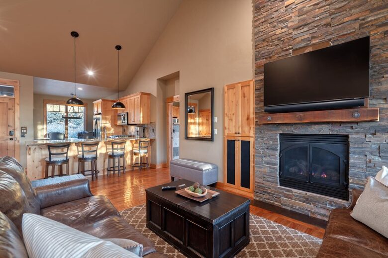 Modern Mountain Cabin at Brasada Ranch - Powell Butte, Oregon