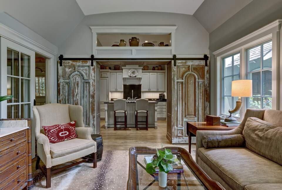 Quaint Highlands Cottage - Highlands, North Carolina