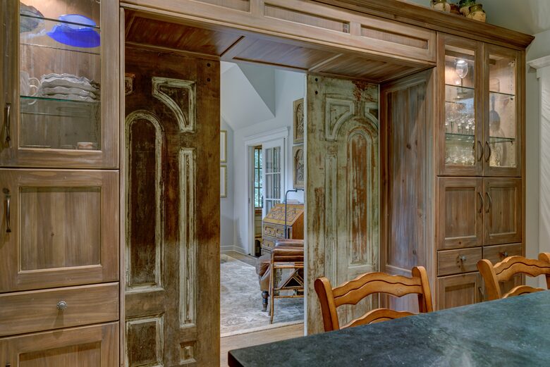 Quaint Highlands Cottage - Highlands, North Carolina