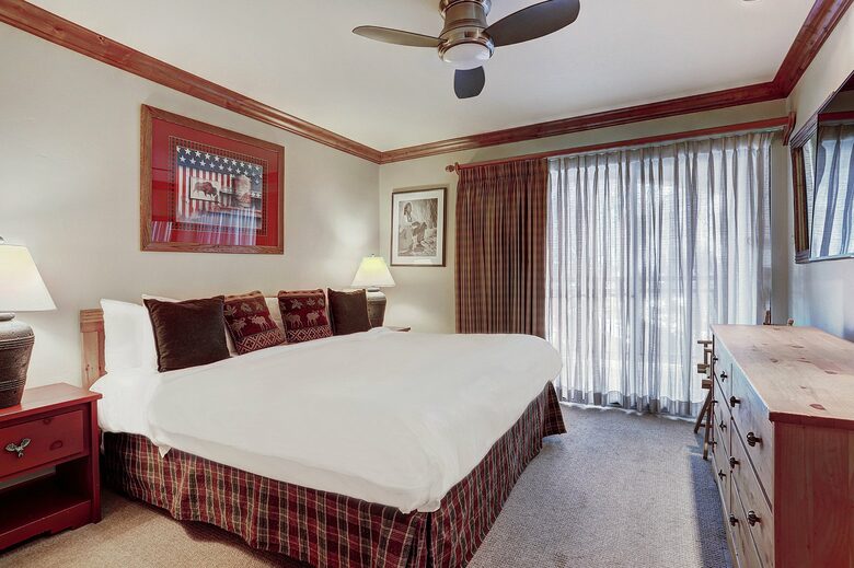 The Hythe Vail - 3 Bedroom Residence - Vail, Colorado