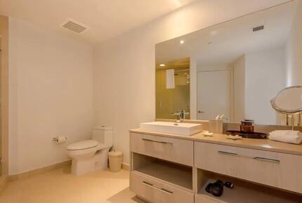 Hyde Resort & Residences - 2 Bedroom Luxe Apartment - Hollywood, Florida