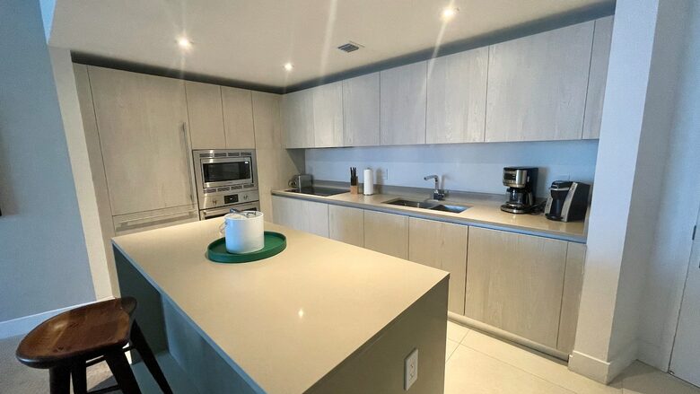 Hyde Resort & Residences - 2 Bedroom Luxe Apartment - Hollywood, Florida