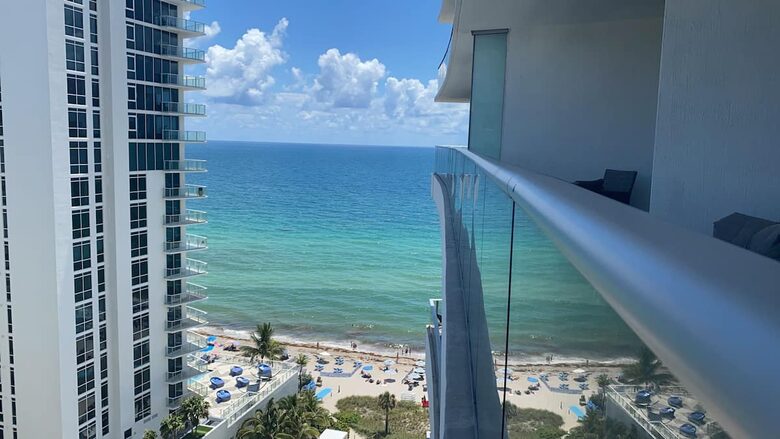 Hyde Resort & Residences - 2 Bedroom Luxe Apartment - Hollywood, Florida
