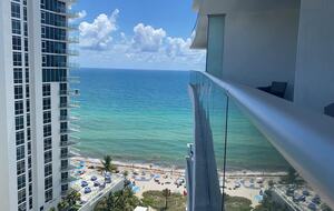 Hyde Resort & Residences - 2 Bedroom Luxe Apartment - Hollywood, Florida