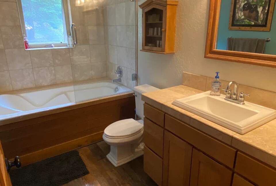 Home Exchange in South Lake Tahoe, CA, guest bathroom