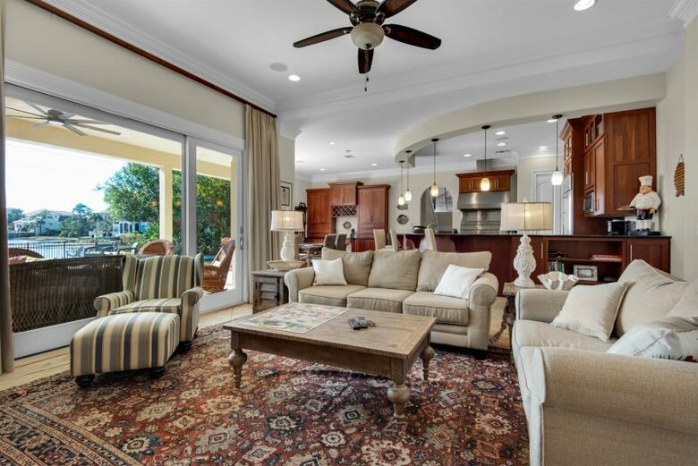 Home Exchange in Destin, FL, lake front property open concept living
