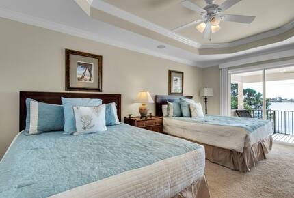 Home Exchange in Destin, FL, lake front property guest bedroom suite
