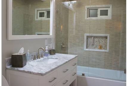 Beachfront California Cottage - Encinitas, California