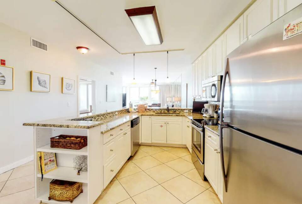 Home Exchange in Miramar Beach, FL, gourmet kitchen