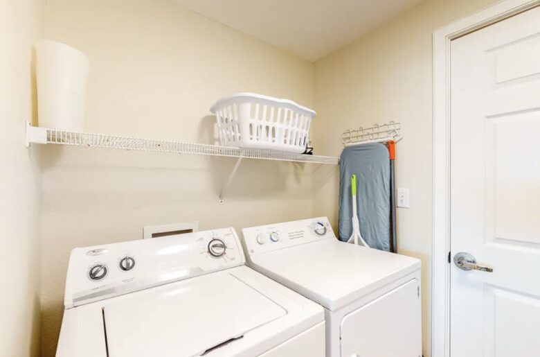 Home Exchange in Miramar Beach, FL, laundry room