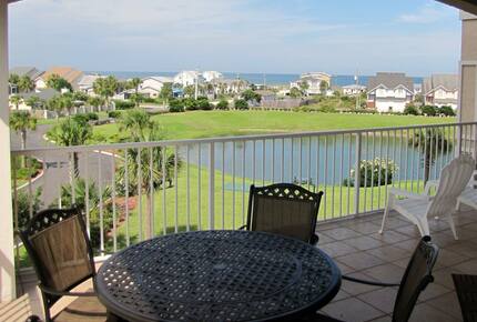 Home Exchange in Fernandina Beach, FL, private balcony with water view