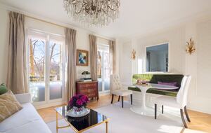 Syrah - Paris, France