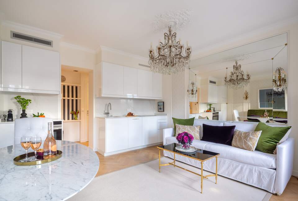 Syrah - Paris, France