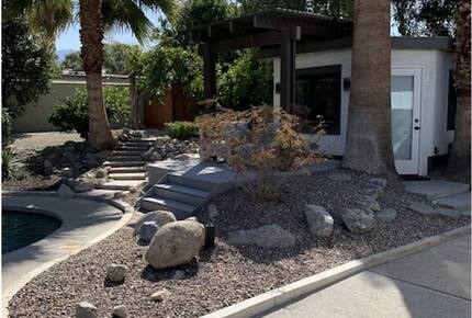 Palm Desert Utopia (near El Paseo) - Palm Desert, California