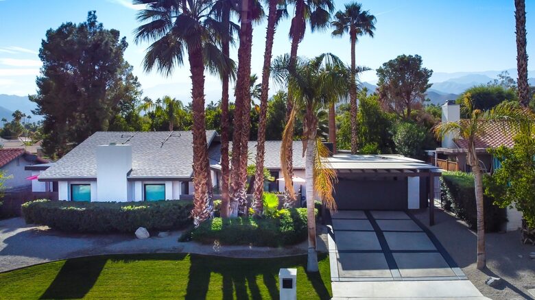 Palm Desert Utopia (near El Paseo) - Palm Desert, California