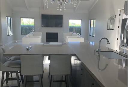 Palm Desert Utopia (near El Paseo) - Palm Desert, California